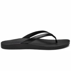 Olukai Puawe Beach Sandals-Black/Black